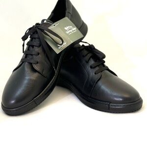 NWT - Womens Spring Step YANA Shoes - Size 10